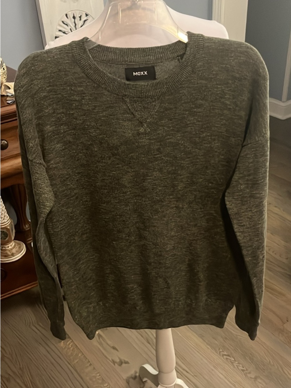 Mexx Women's Olive V-Neck Sweater